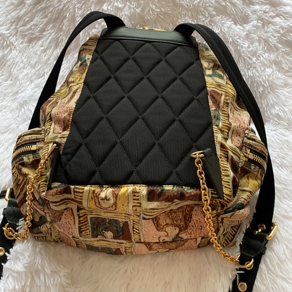 Burberry Unique Backpack 🎒Brand New - Picture 17 of 17